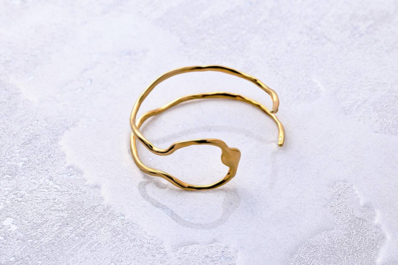 Contemporary One Way Bracelet