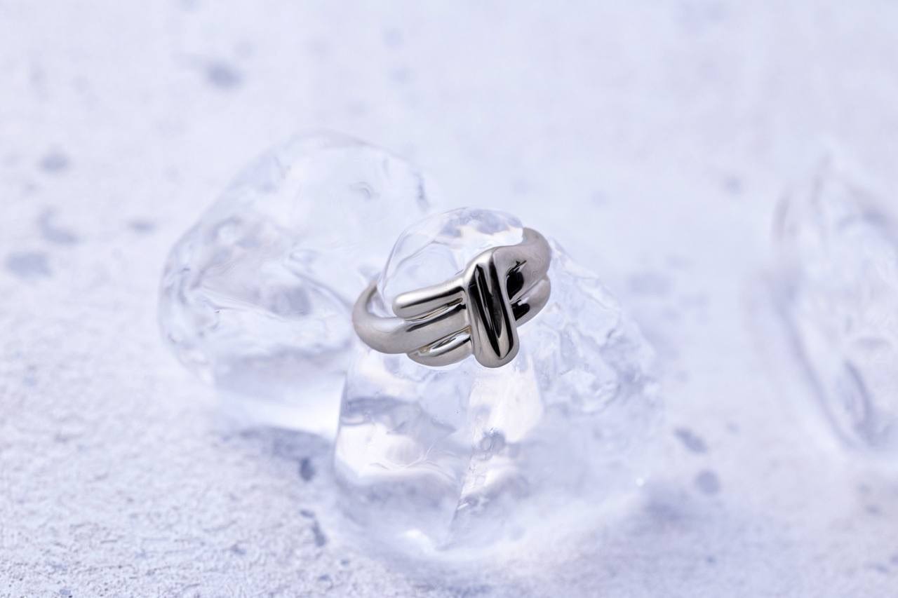 R.stones Inspired Tongue Ring