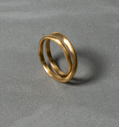 Ephemeral infinity ring(gold color)