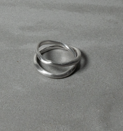 Ephemeral infinity ring(silver color)